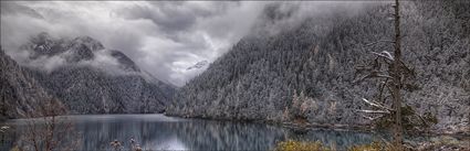 Long Lake - Jiuzhaigou National Park - China (PBH4 00 15754)